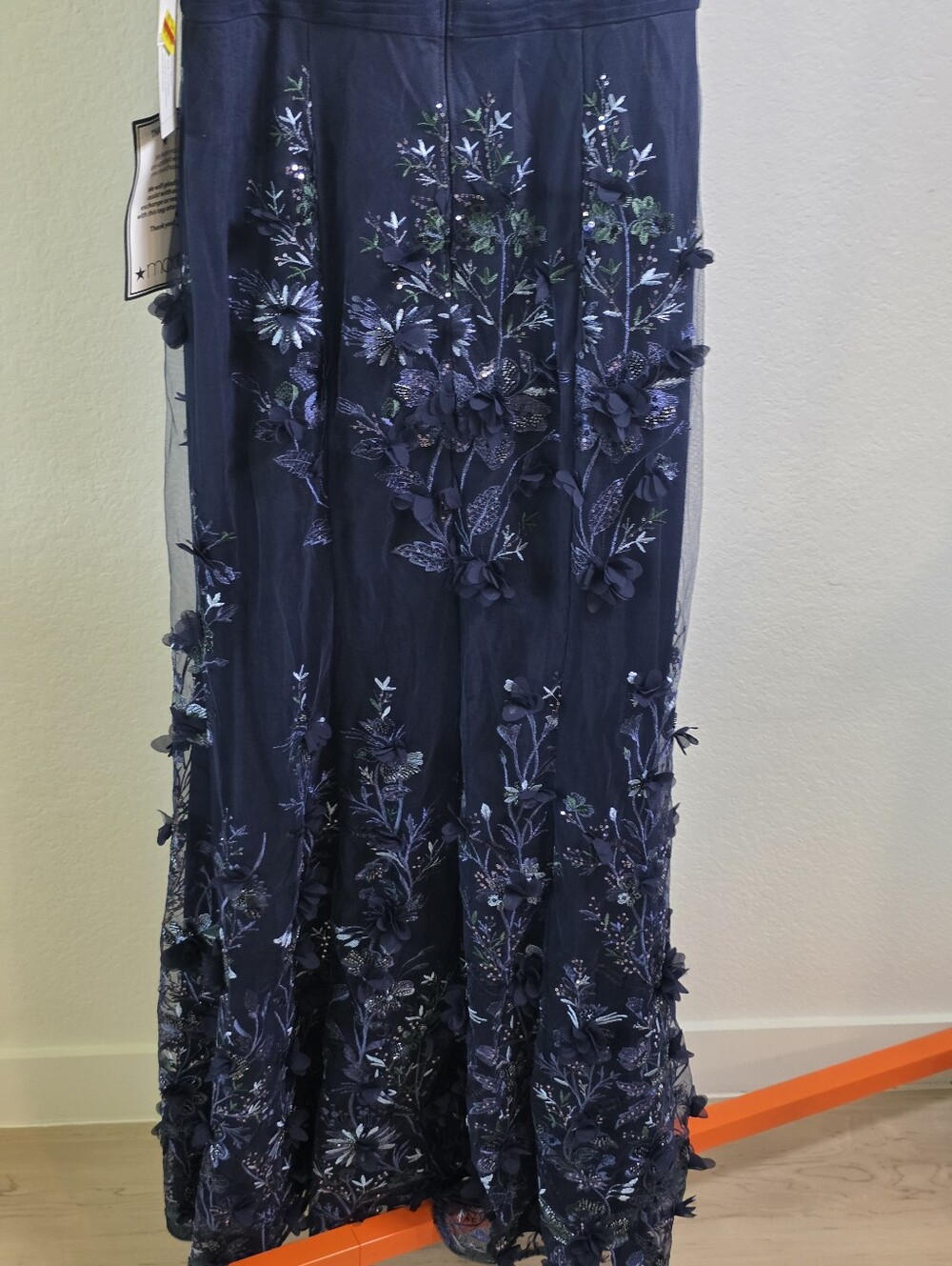 NWT Aidan Mattox Navy 3D Floral Embroidered Formal Gown Dress Sz 12 $595 Luxury - Picture 9 of 13